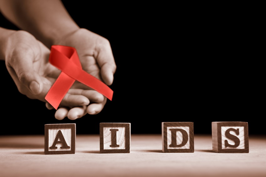 Światowy Dzień Walki z AIDS. Obalamy mity, czego jeszcze nie wiesz o tej chorobie