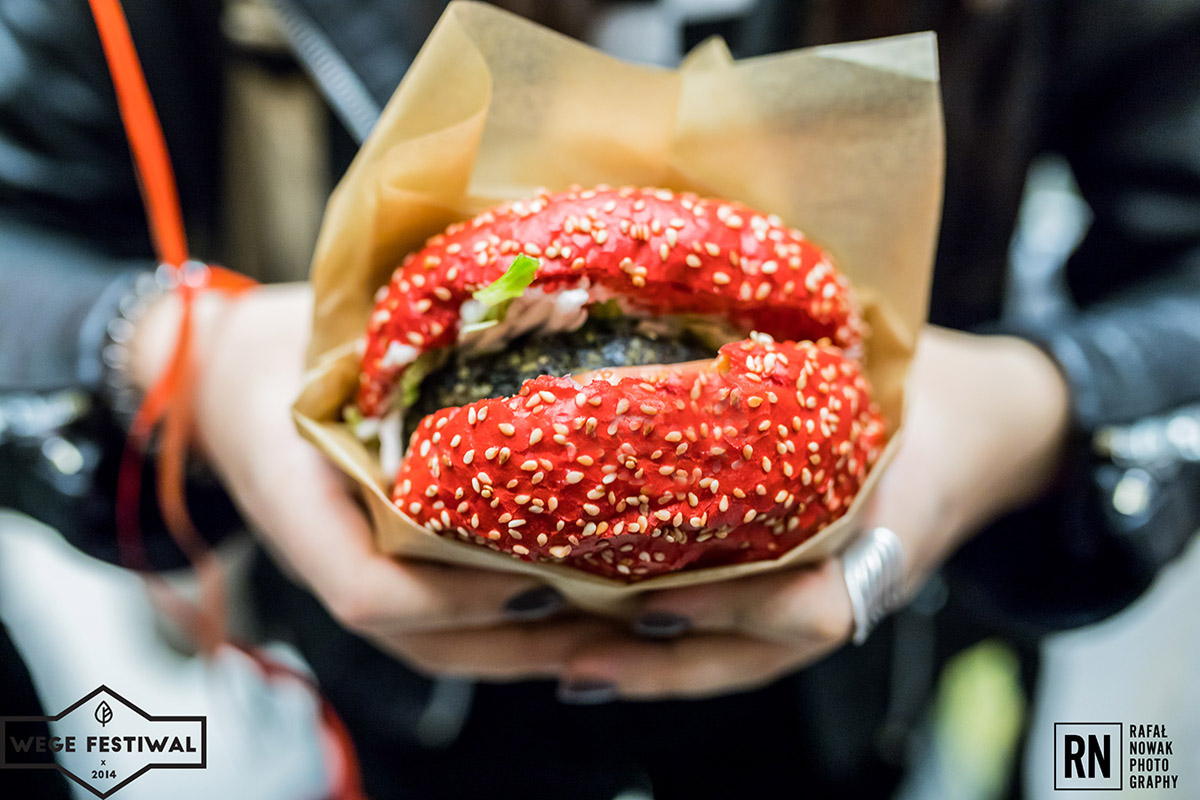 Będą pierogi, hot dogi i burgery w wersji bezmięsnej. Wege Festiwal w Gdańsku z kuchnią z całego świata