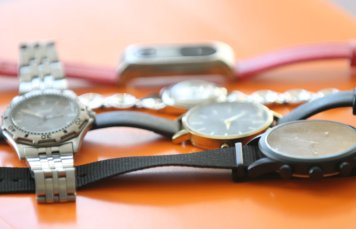 Nie lubimy przestawiać zegarków. Komisja Europejska chce znieść obowiązek zmiany czasu na letni
