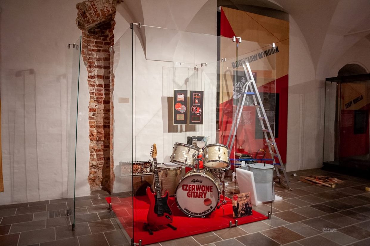 Przyjdź zobaczyć mikrofon Micka Jaggera. Wystawa o początkach polskiego bigbitu w Muzeum Gdańska