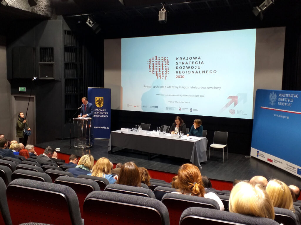 Projekt Krajowej Strategii Rozwoju Regionalnego 2030 z uwagami pomorskich samorządowców