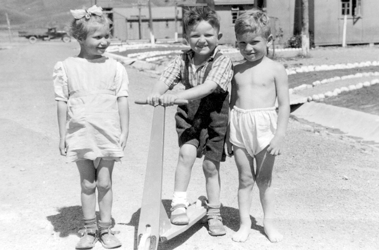 Co polskie dzieci robiły w Nowej Zelandii w latach 40.? Dowiedz się, jakie były losy wojenne 733 sierot