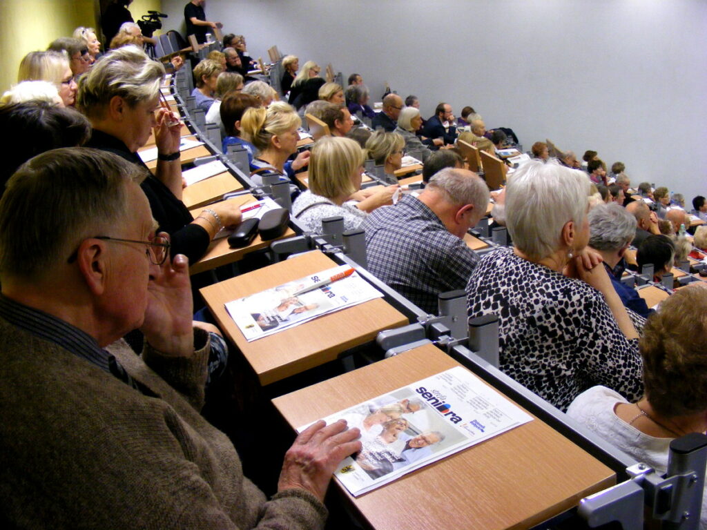 Nie odpuszczaj seniorze! Najważniejsza jest motywacja. Konferencja „Aktywny Senior” [GALERIA]
