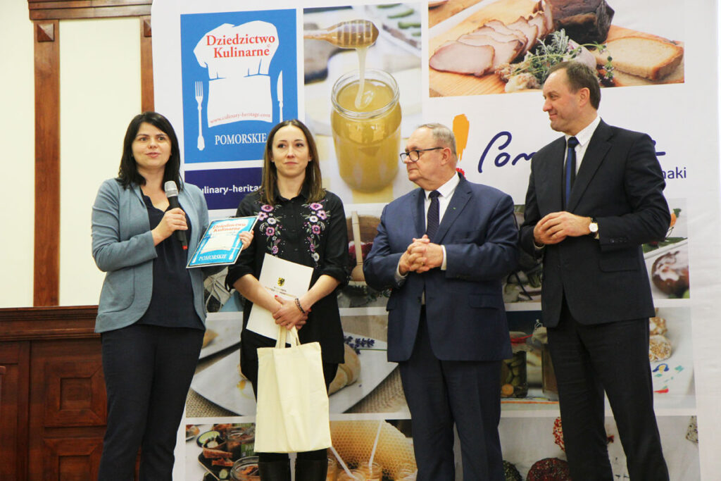 Pieką rogale z lawendą i mają sposób na marynowanego dorsza. Nowi członkowie Sieci Regionalnego Dziedzictwa [GALERIA]