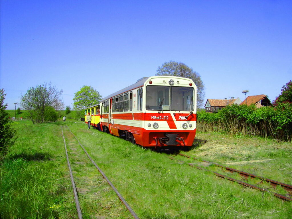 Żuławską wąskotorówką na majówkę. Ruszają połączenia z Mikoszewa do Sztutowa