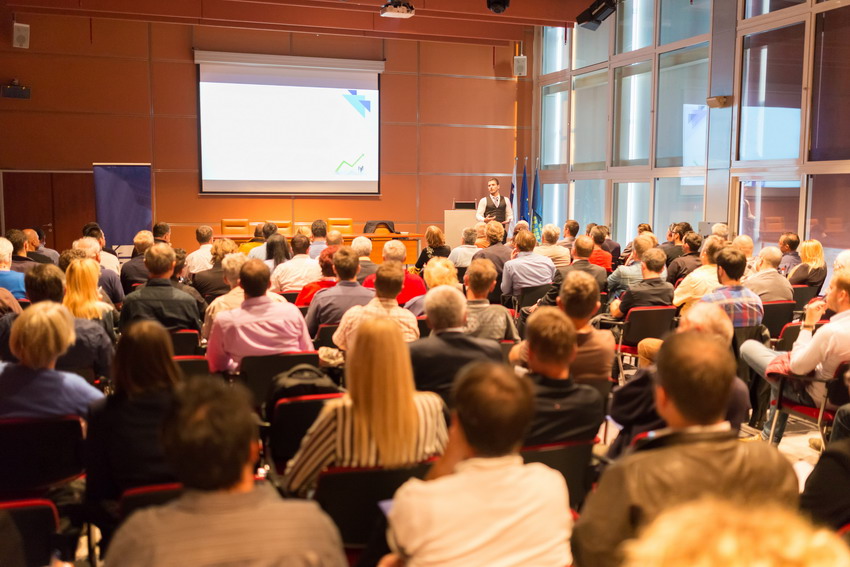 Będą zmiany w Regionalnych Programach Strategicznych. Konferencja w ramach konsultacji społecznych – gospodarka, edukacja, zdrowie