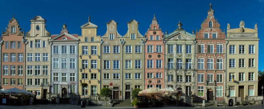 Po prawie 10 latach znalazł się inwestor, który kupił kamienice na Długim Targu w Gdańsku. W sercu miasta powstanie luksusowy hotel