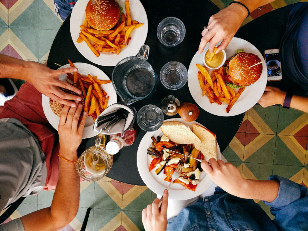 Burger za 14 zł, pizza za 11 zł czy czekolada belgijska w cenie 5 zł? Weekend za pół ceny w Gdańsku