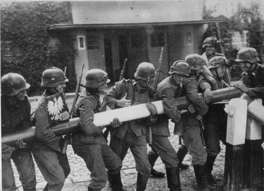 O Pomorzu w czasie II wojny światowej i ukradzionym dzieciństwie. Nowe wystawy IPN w Gdańsku