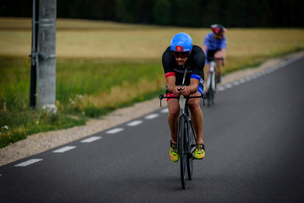 Garmin Iron Triathlon startuje już w weekend. Kto wygra w Stężycy?