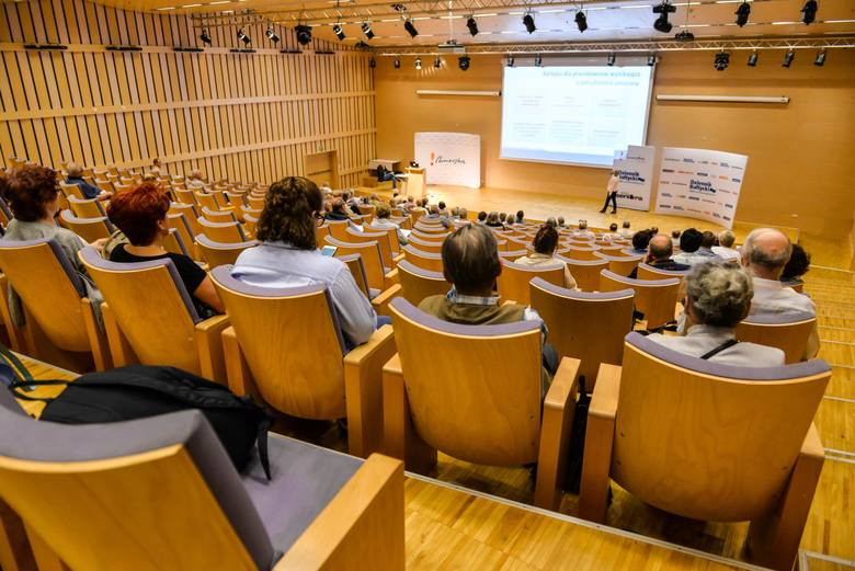 O edukacji dorosłych jako narzędziu włączenia społecznego – wkrótce konferencja w Gdyni