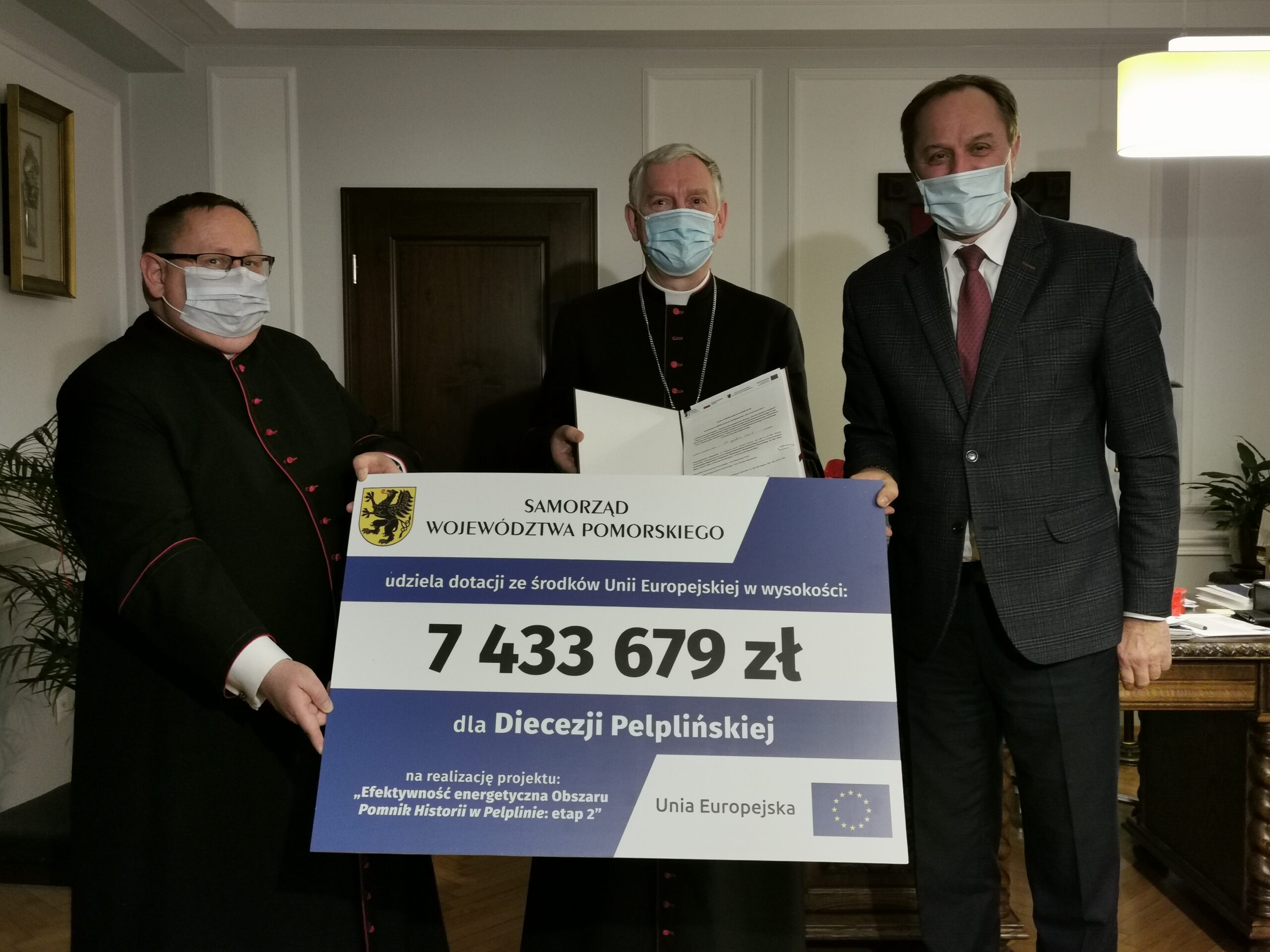 Dodatkowe 7,4 mln zł dotacji dla diecezji pelplińskiej. Wsparcie dla projektu termomodernizacyjnego