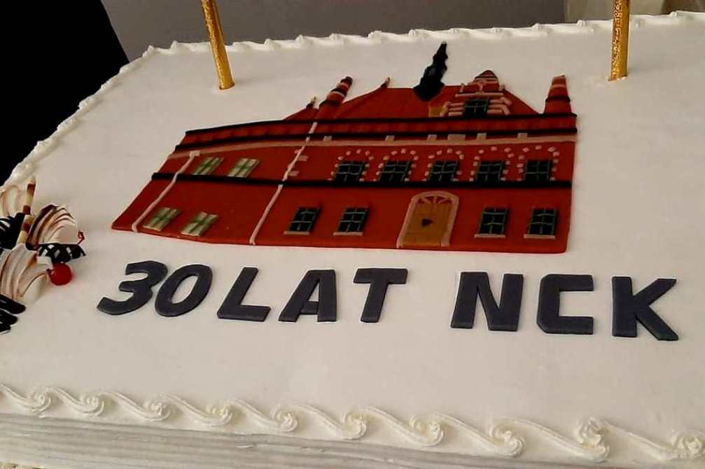 Był tort i wyjątkowy koncert. Nadbałtyckie Centrum Kultury świętowało swoje 30. urodziny