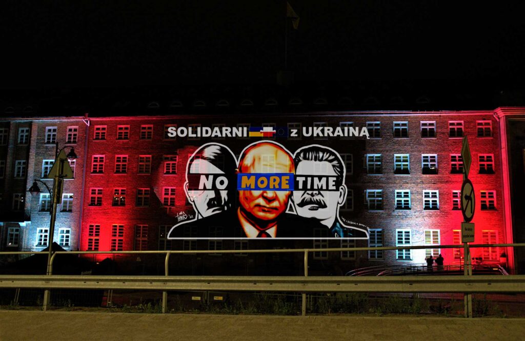 Pomorskie solidarne z Ukrainą. Mapping i wiec solidarności przy ECS