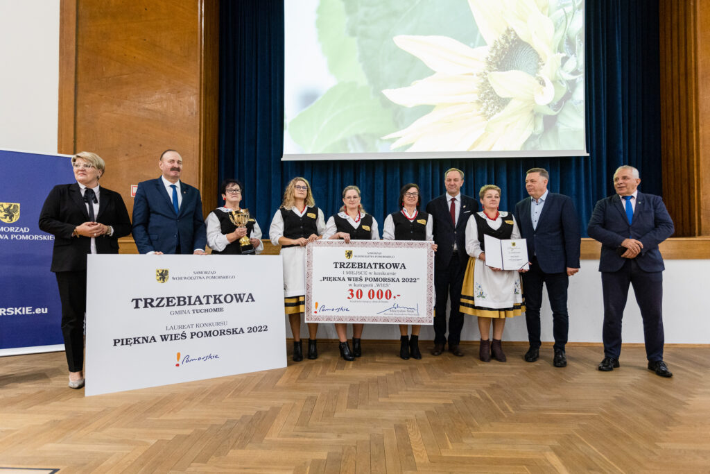 W zeszłym roku wygrała Trzebiatkowa. A w tym? Ruszają zgłoszenia do plebiscytu Piękna Wieś Pomorska