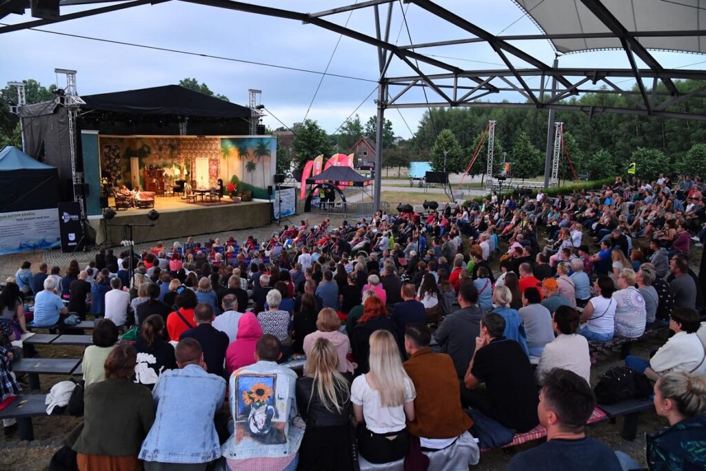 Lato w Teatrze Wybrzeże. Premiery i jubileuszowy sezon sceny w Pruszczu Gdańskim