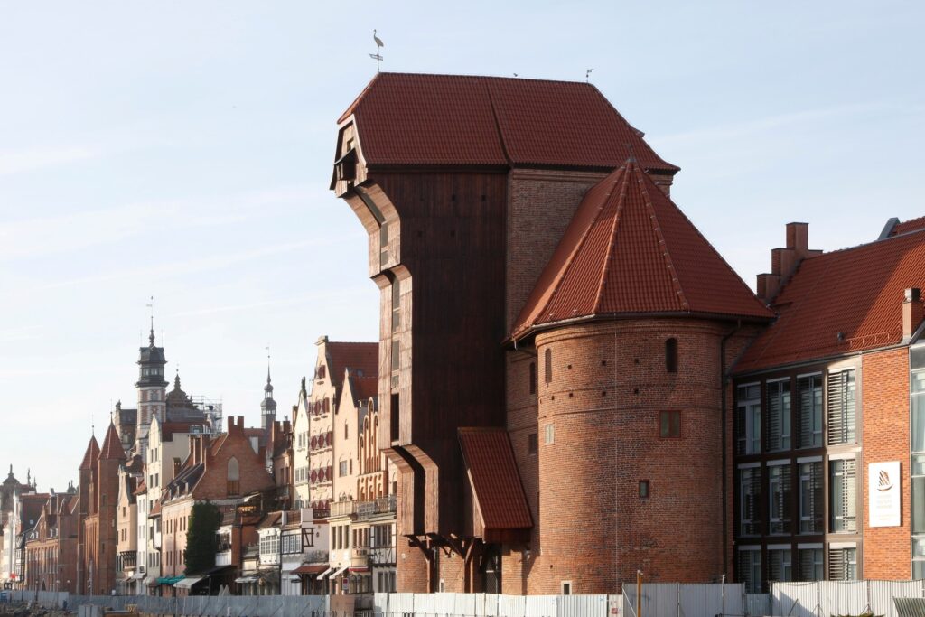 Gdański Żuraw ponownie otwiera się dla zwiedzających! Zobacz, jak „historia kołem się toczy”