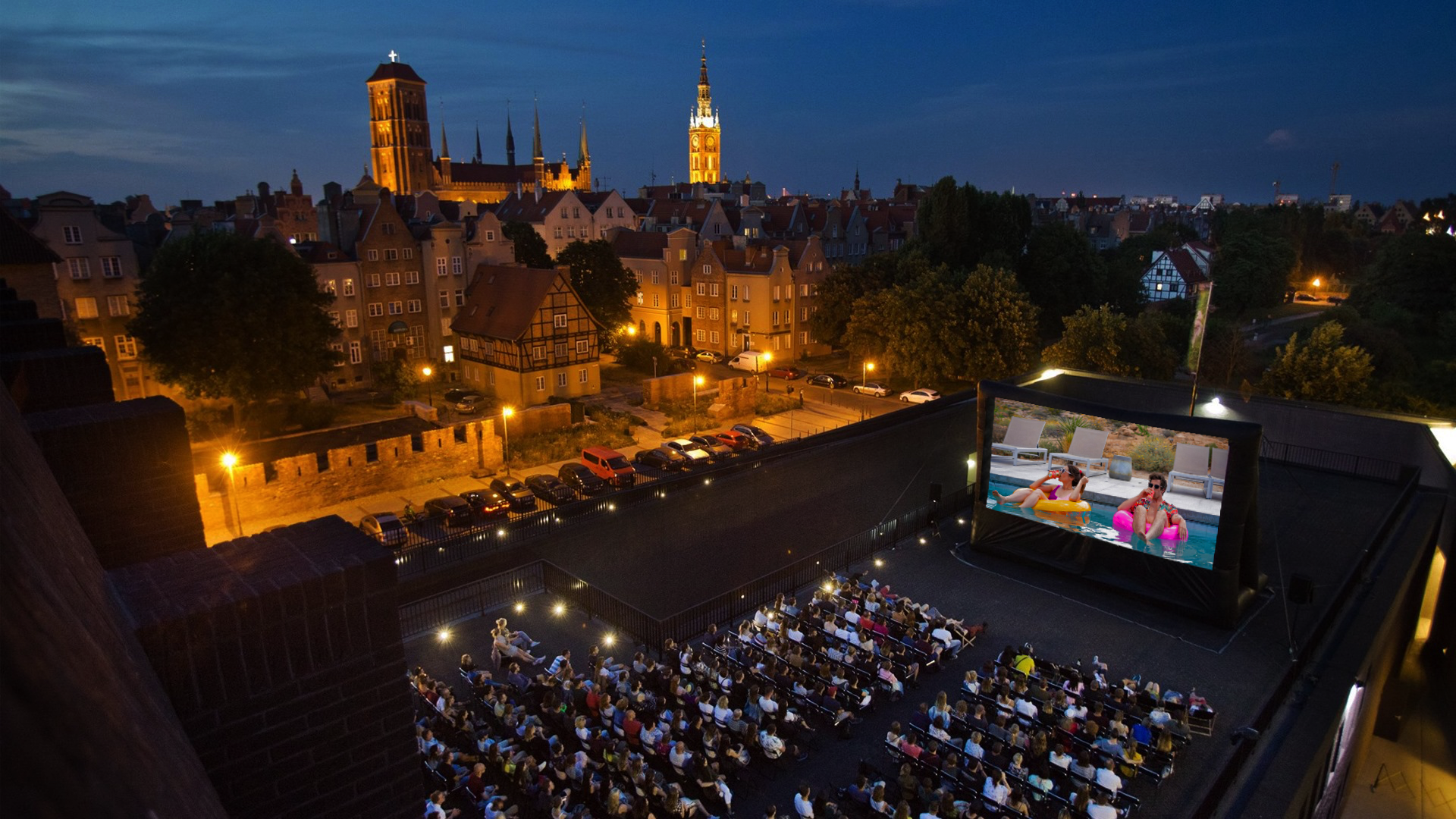 Kino plenerowe na dachu Teatru Szekspirowskiego już po raz dziewiąty. Seanse od maja do sierpnia