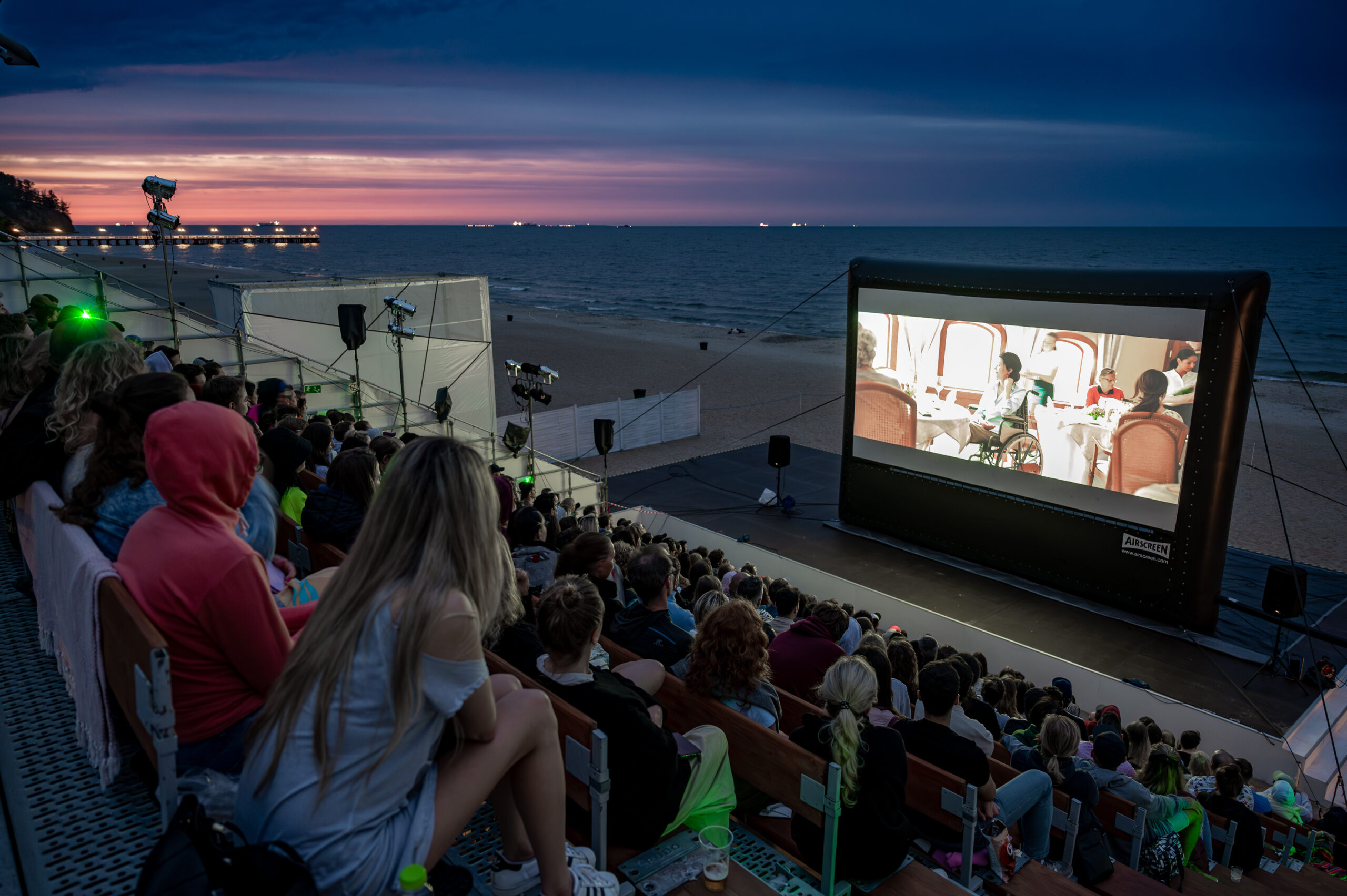 Światowe kino… z widokiem na morze. Zbliża się kolejny sezon Kina Letniego w Orłowie