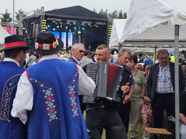 W Szemudzie się działo. Zjazd Kaszubów ściągnął gości z całego świata