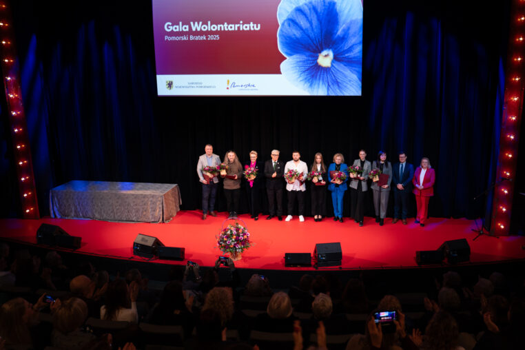 Kto otrzymał podziękowanie za działalność wolontariacką? Pomorskie bratki wręczone