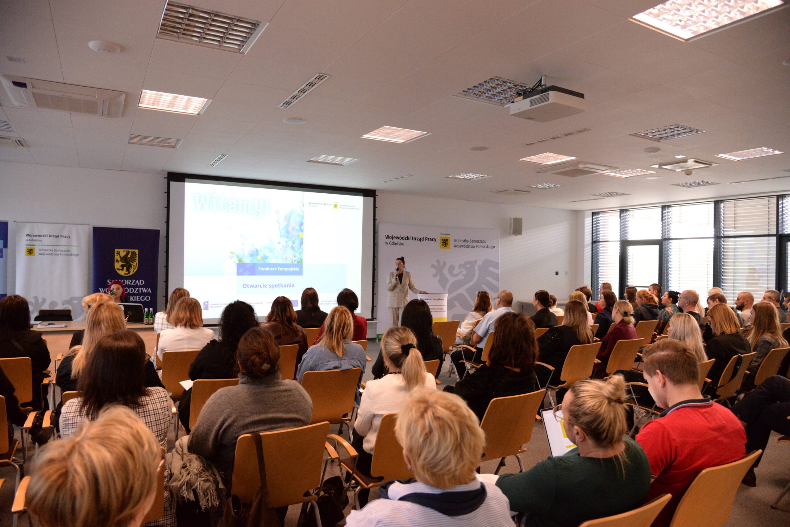 Aktywizujemy osoby bierne zawodowo. Nowe inicjatywy i wspólne działania na Pomorzu