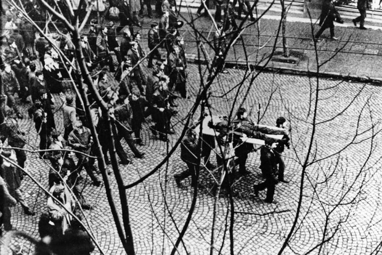 Pomorze pamięta o ofiarach Grudnia 1970. Sejmik przyjął specjalną uchwałę