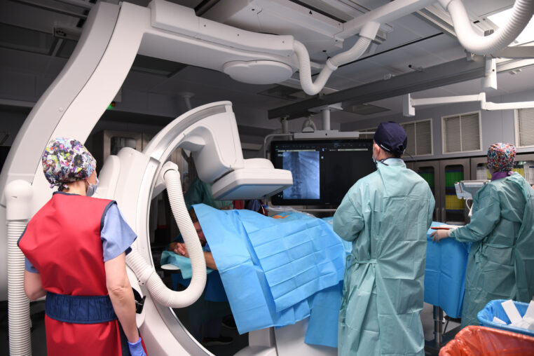 Nowatorskie rozwiązanie w Słupsku. Wysoką temperaturą leczą ból