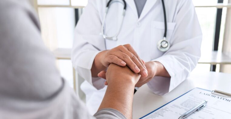 Świąteczne prezenty dla zdrowia Pomorzan: teleopieka ciężarnych oraz nowe centrum diagnostyki nowotworów