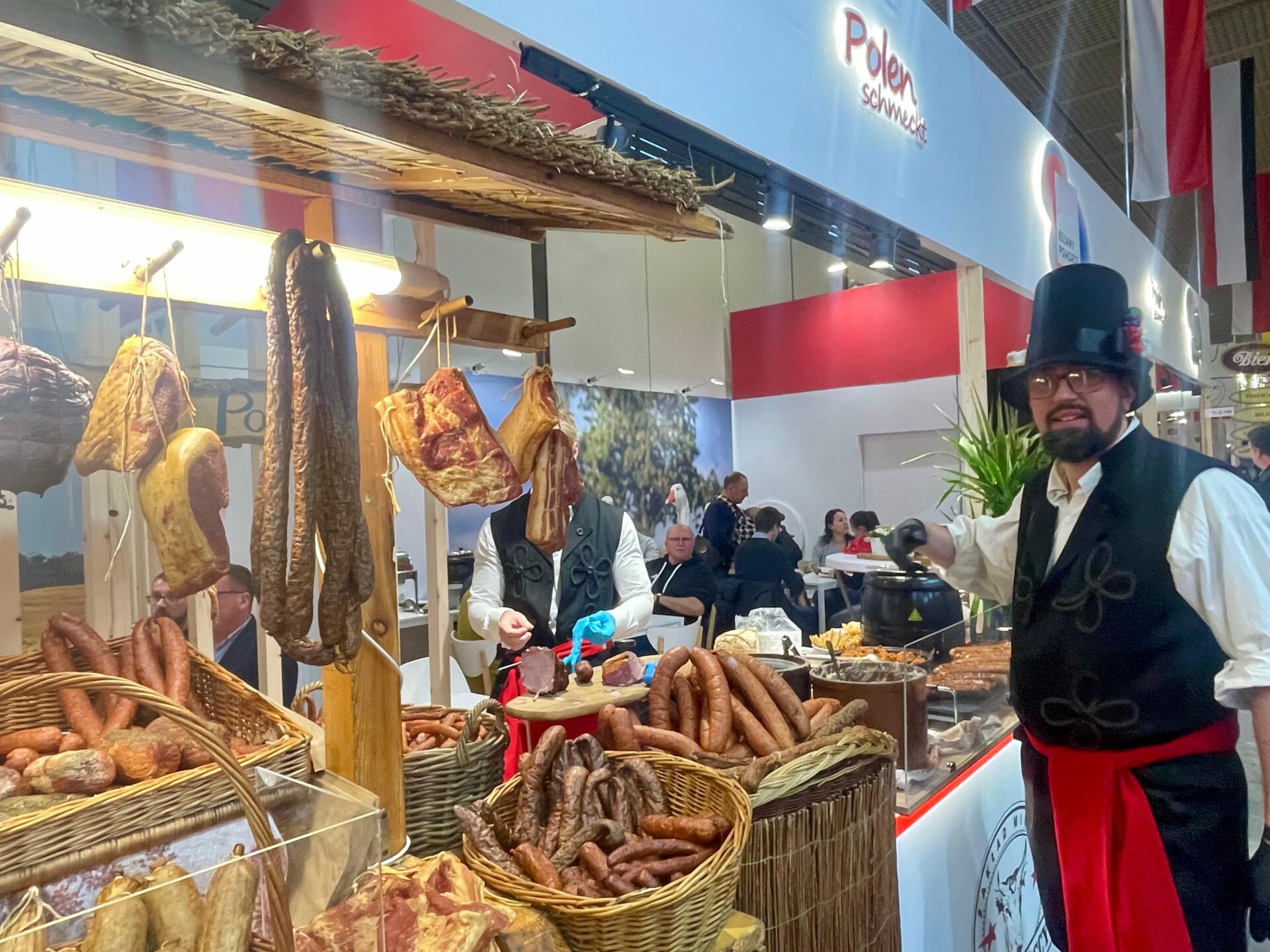 Stoisko z wędlinami