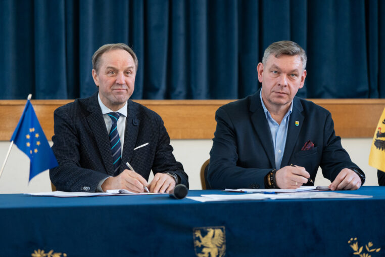 Niższe rachunki i mniej zanieczyszczeń. Co się zmieni w pomorskich gminach?