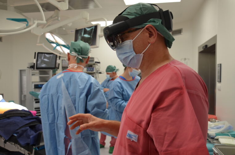 Szpital na Zaspie ma nowoczesny system. To przełom w operacjach robotycznych i szkoleniach