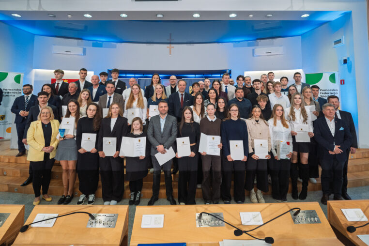 71 młodych sportowców ze stypendiami od marszałka [AKTUALIZACJA]