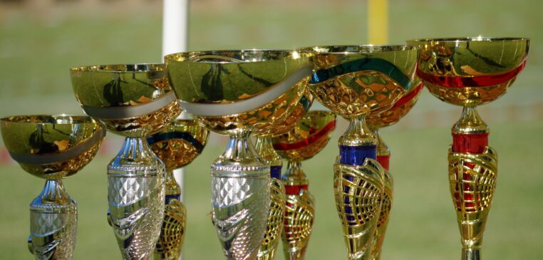 Kilkudziesięciu sportowców ze stypendiami marszałka województwa pomorskiego