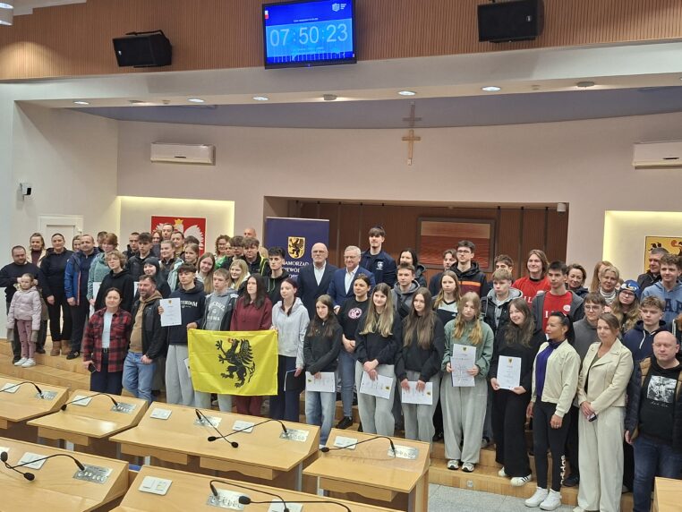 Zdolni z Pomorza - odprawa uczestników rejsu STS Pogoria