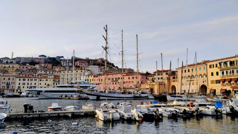 Wielkanoc na Morzu Liguryjskim. Zdolni z Pomorza wyruszyli w rejs Pogorią