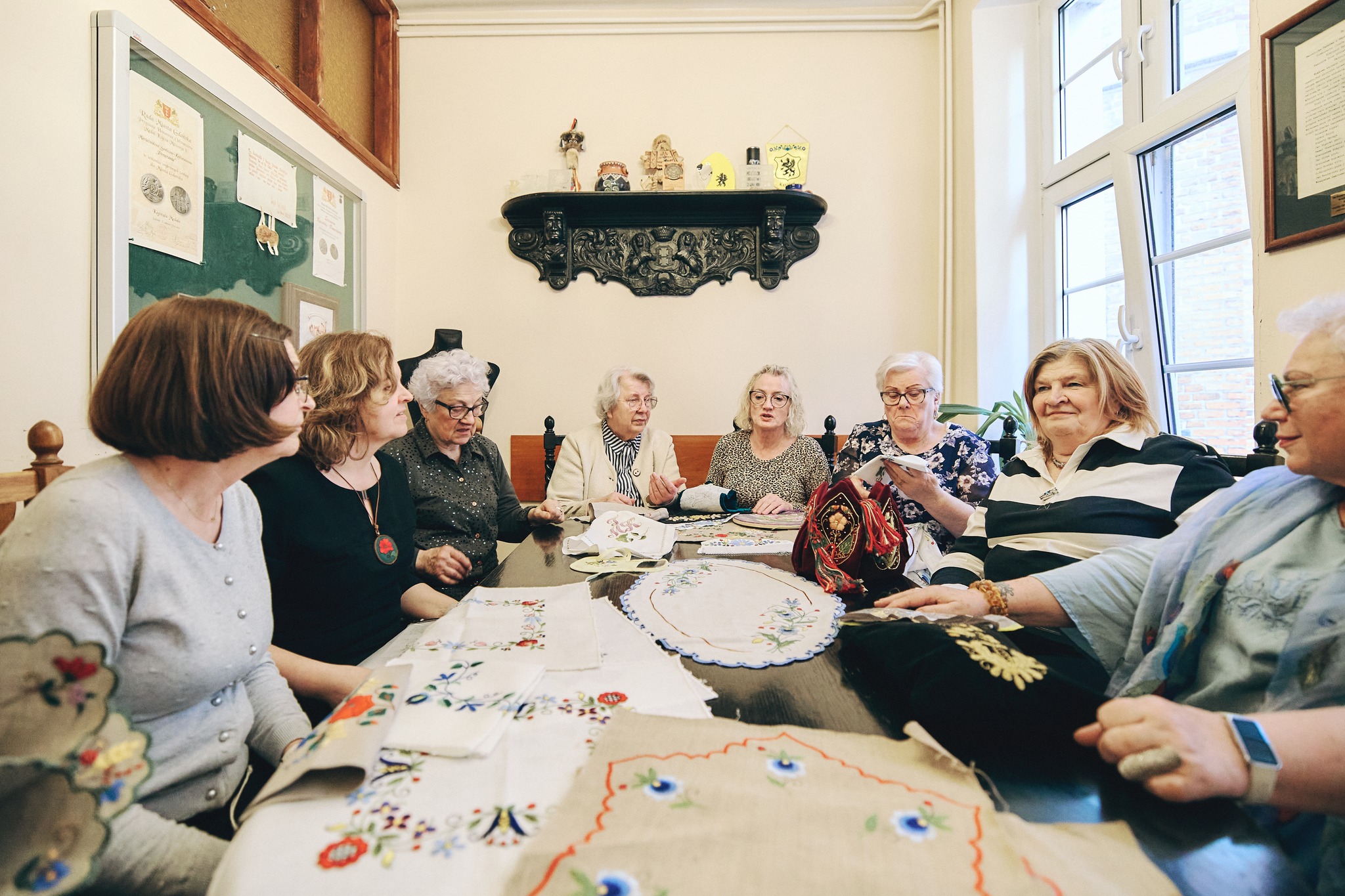Od 50 lat spotykają się przy igle i nici. Poznaj historię niezwykłych kobiet