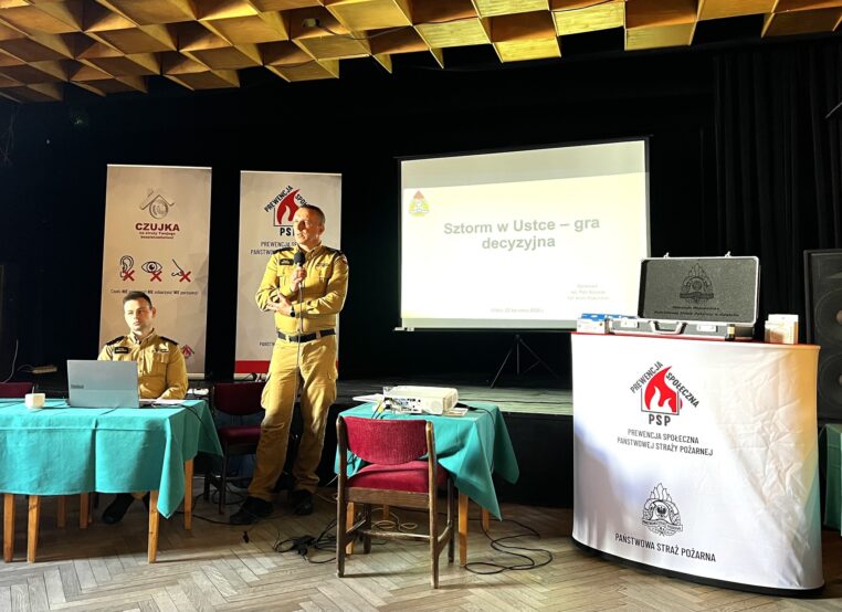 Obrazek pokazujący ćwiczenia Sztorm w Ustce - gra sztabowa decyzyjna