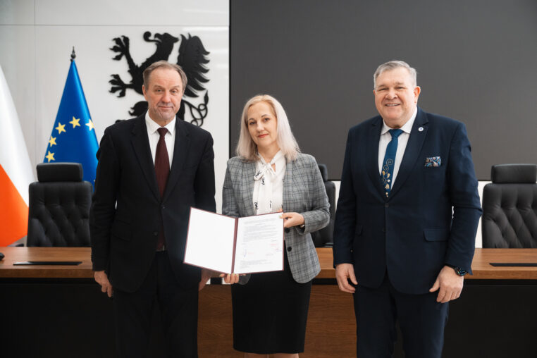 Podpisanie umów w ramach programu rozwoju infrastruktury sportowej w województwie pomorskim