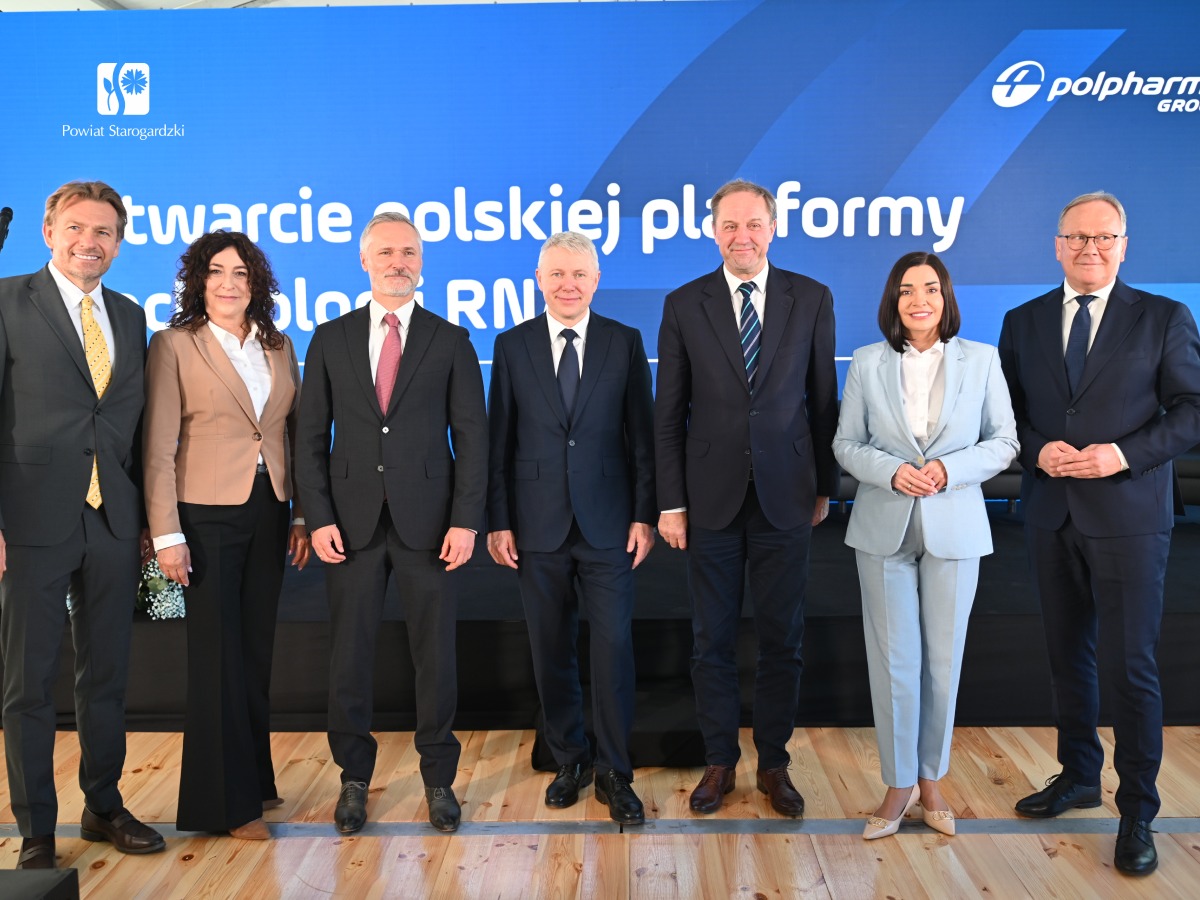 otwarcie linii do opracowywania leków RNA w Polpharmie z udziałem marszałka Struka