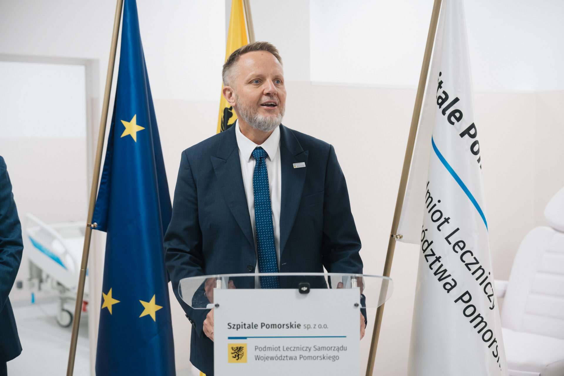 Otwarcie pracowni PET w Szpitalu Morskim im. PCK w Gdyni z udziałem Krzysztofa Piotrowskiego