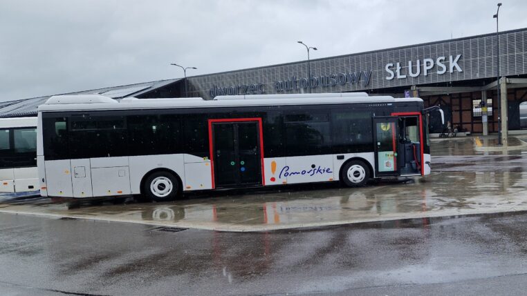 Bezpieczniej, wygodniej, ciszej i ekologicznie. Nasze elektryki już na trasie