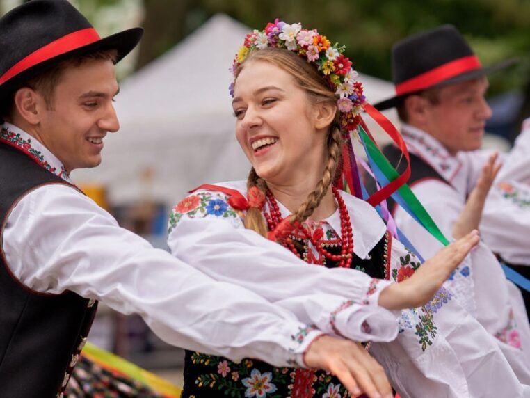 Tradycyjna muzyka i barwne tańce. W tych dniach Gdańsk będzie „folklorem malowany”